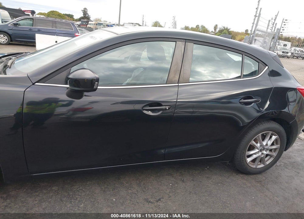 2014 MAZDA 3 I GRAND TOURING VIN: JM1BM1M78E1109401