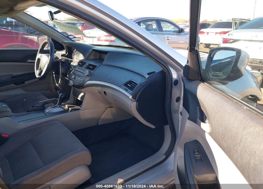 2011 HONDA ACCORD 2.4 LX VIN: 1HGCP2F33BA088420