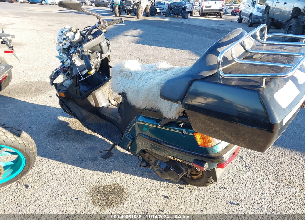 1986 HONDA CH250 VIN: JH2MF0110GK101827