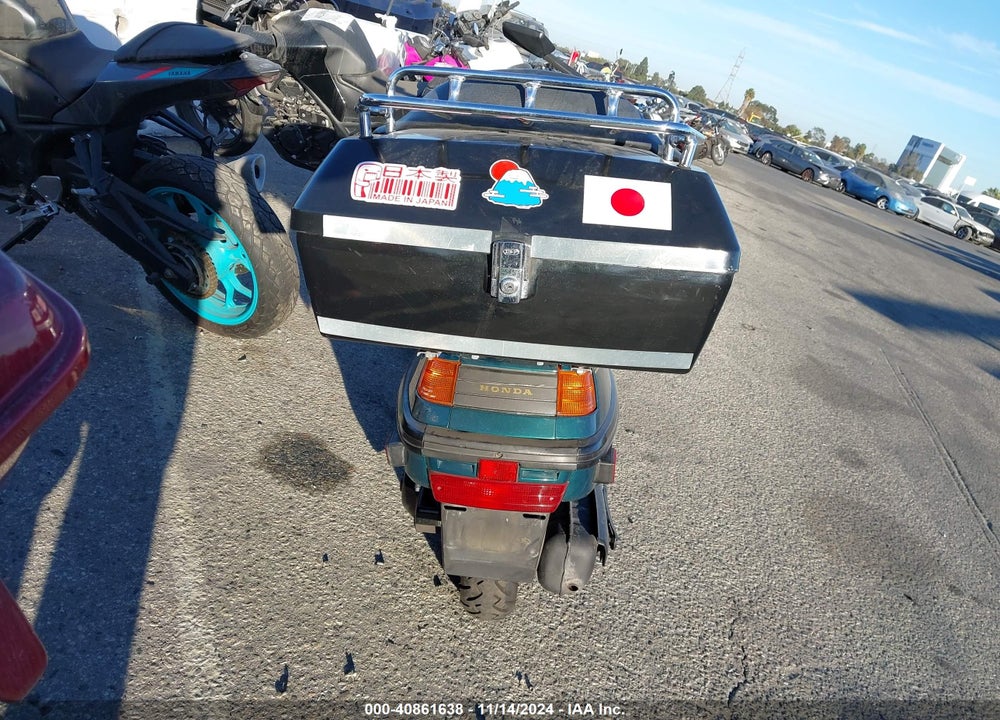 1986 HONDA CH250 VIN: JH2MF0110GK101827