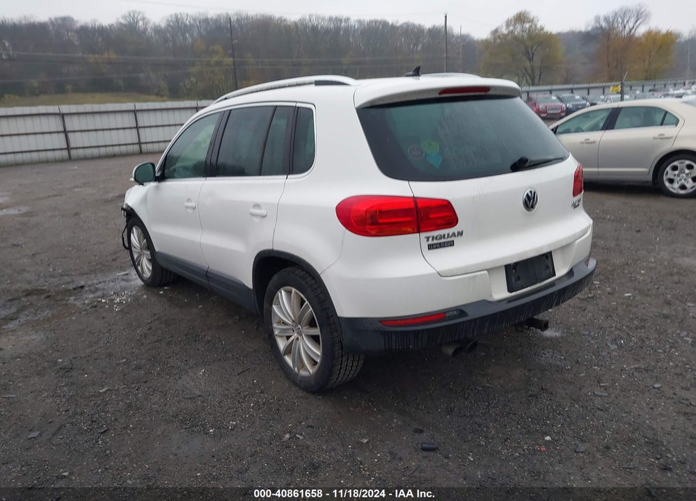 2013 VOLKSWAGEN TIGUAN VIN: WVGBV3AX5DW063309