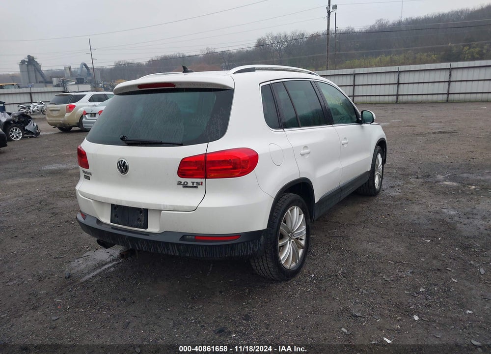 2013 VOLKSWAGEN TIGUAN VIN: WVGBV3AX5DW063309