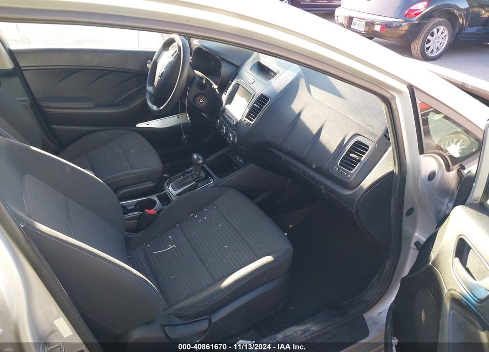 2018 KIA FORTE LX VIN: 3KPFL4A78JE212710