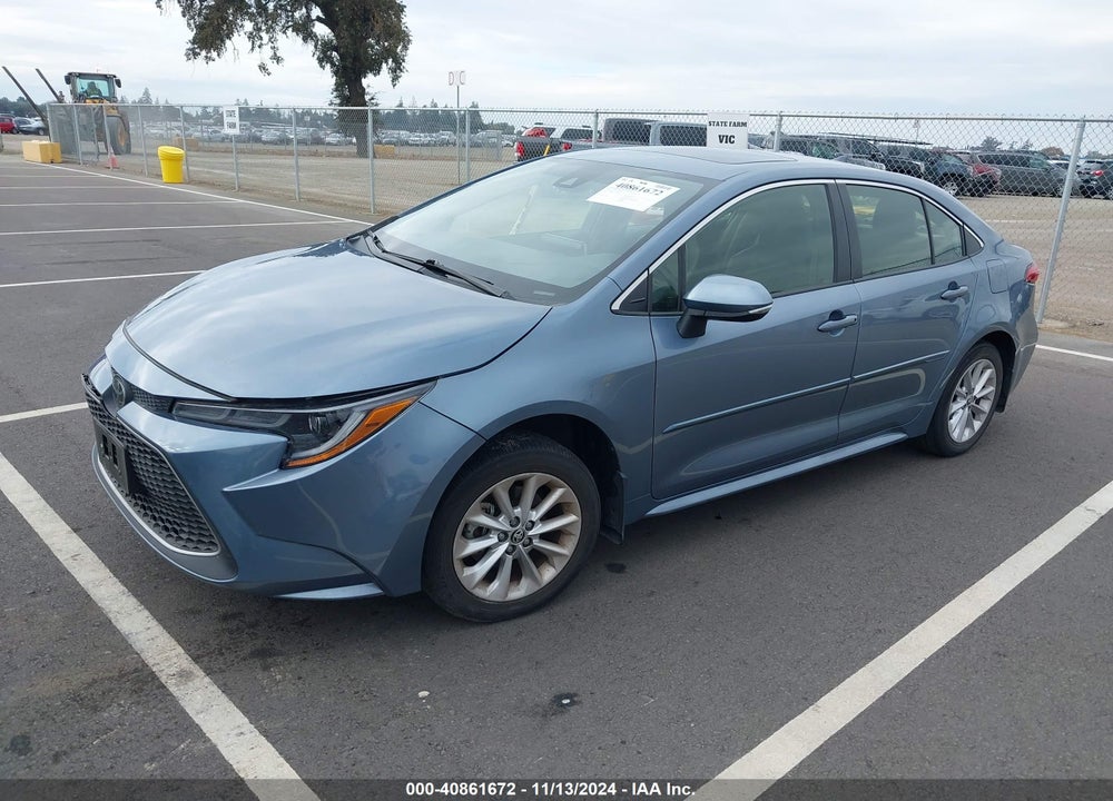 2020 TOYOTA COROLLA XLE VIN: JTDFPRAE4LJ117082