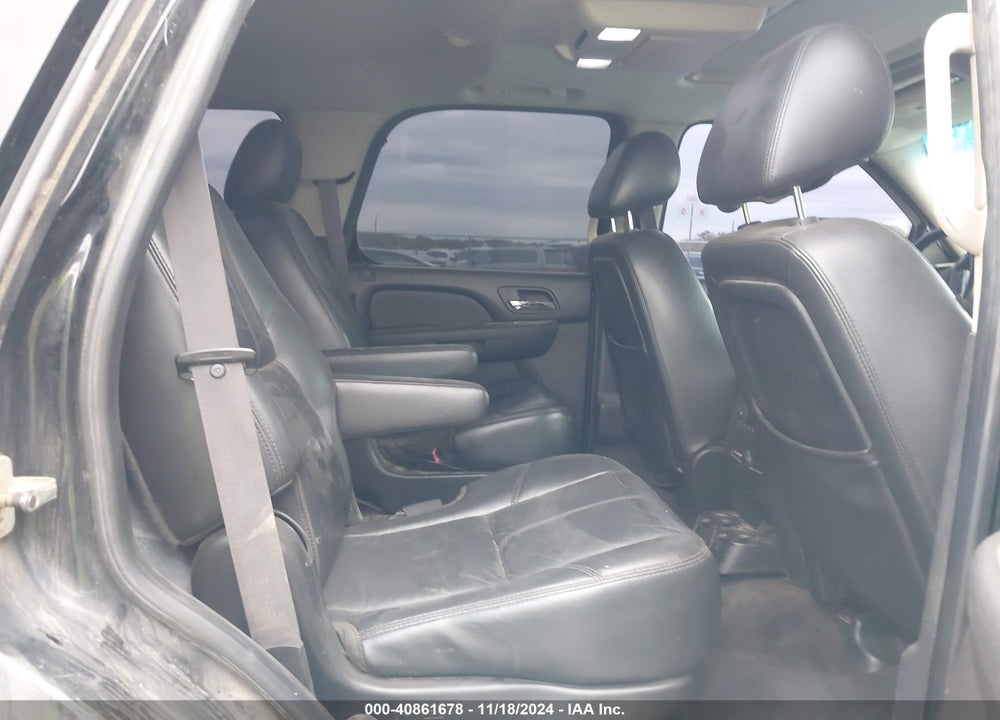 2011 CHEVROLET TAHOE VIN: 1GNSKBE07BR167162