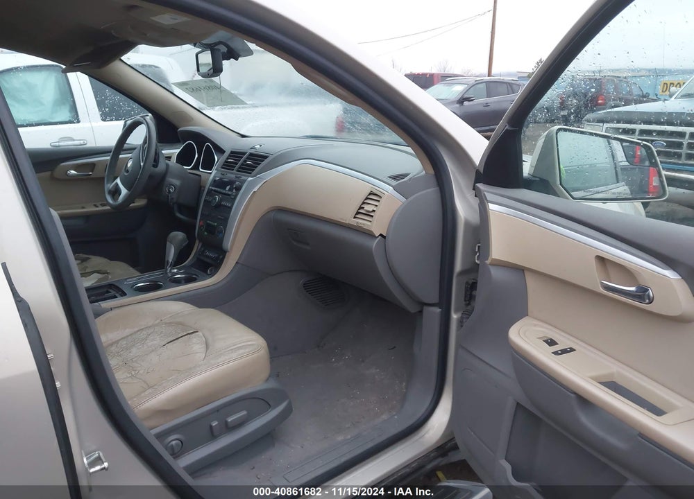 2011 CHEVROLET TRAVERSE 2LT VIN: 1GNKVJED2BJ146495