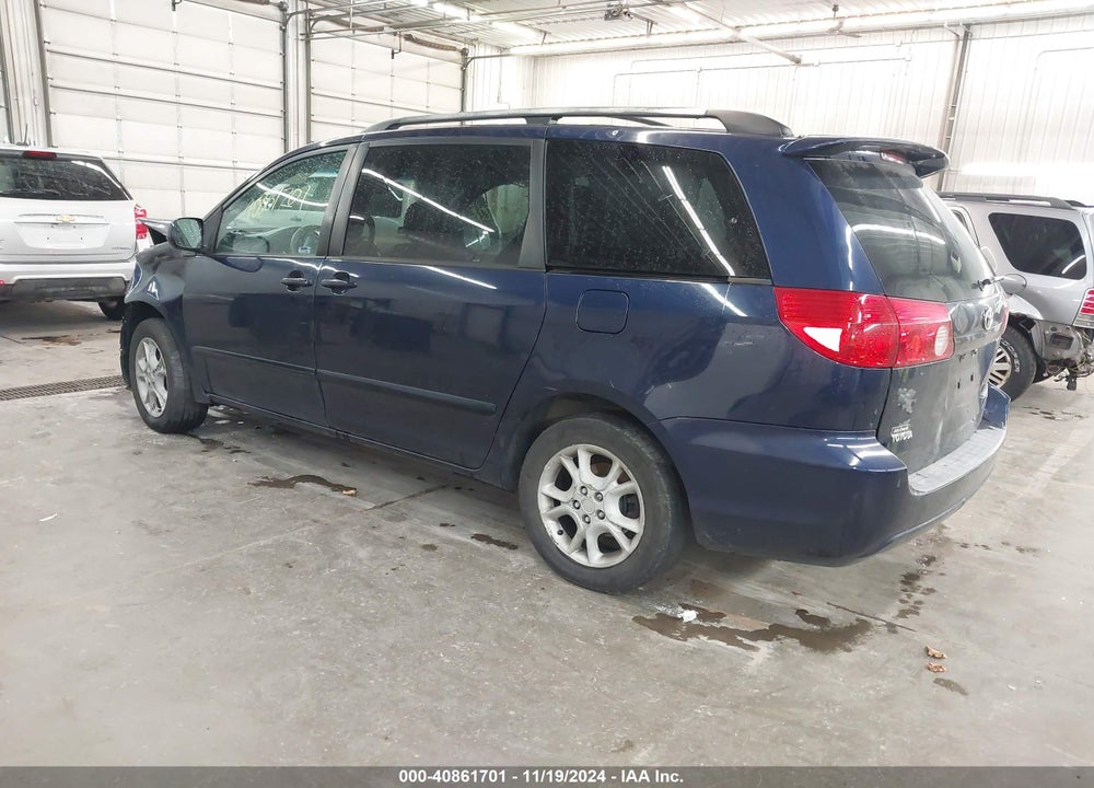 2006 TOYOTA SIENNA XLE VIN: 5TDBA22C76S066852