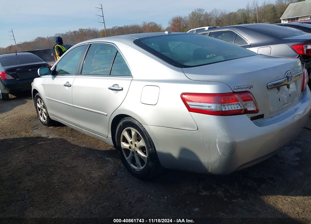 2011 TOYOTA CAMRY LE VIN: 4T1BF3EK5BU649450