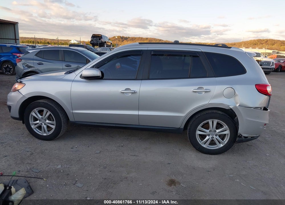 2011 HYUNDAI SANTA FE SE VIN: 5XYZH4AG8BG062519