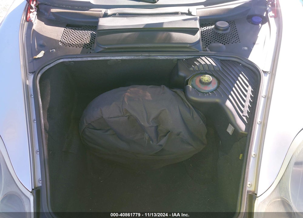 2003 PORSCHE BOXSTER VIN: WP0CA29813U621887