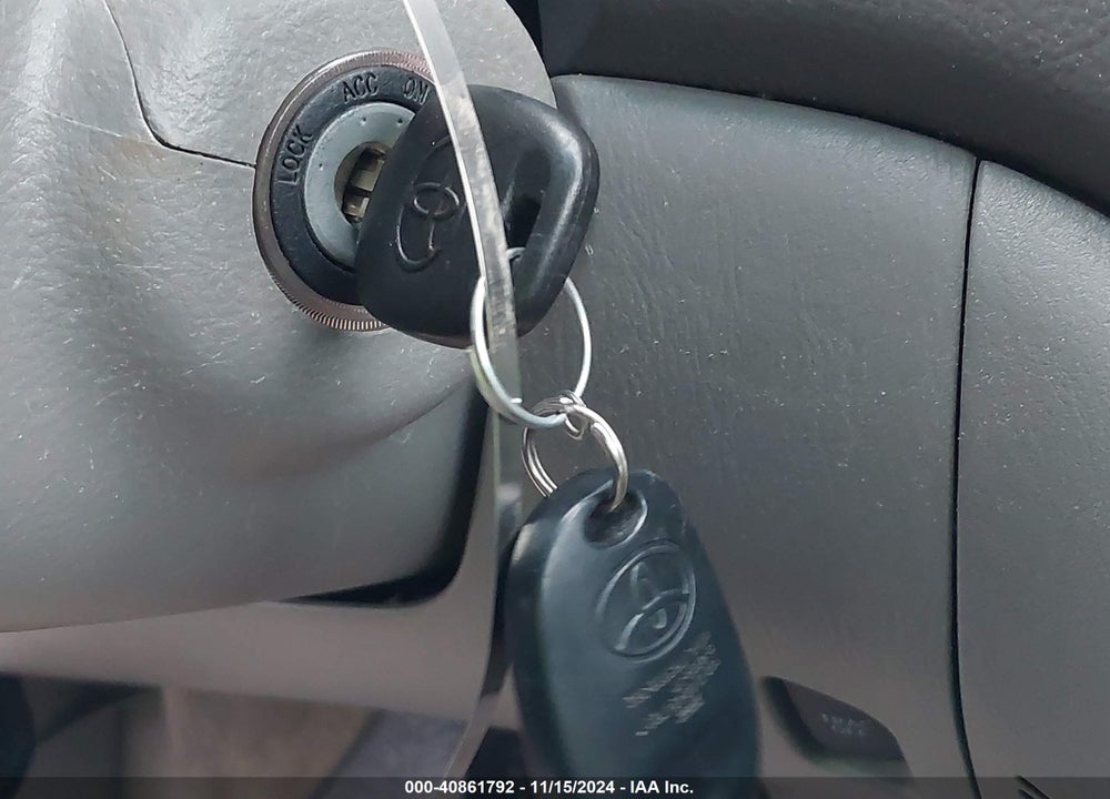 2008 TOYOTA SIENNA LE VIN: 5TDZK23C28S217576