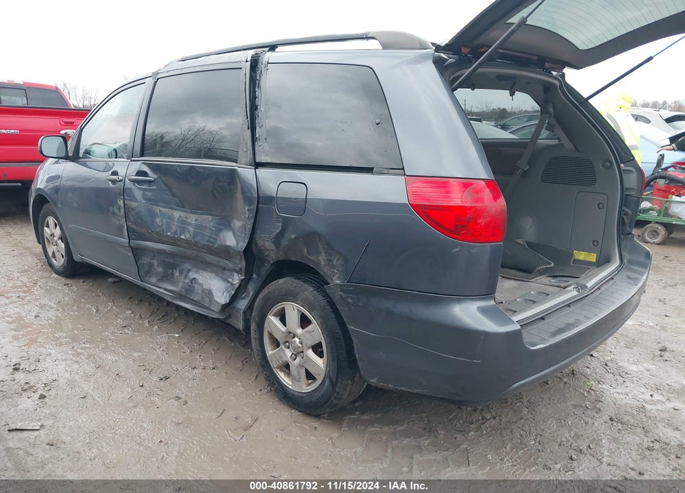 2008 TOYOTA SIENNA LE VIN: 5TDZK23C28S217576