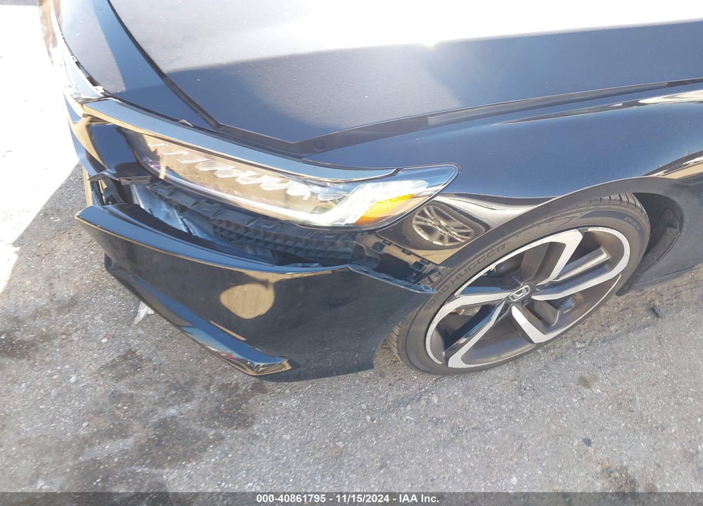 2022 HONDA ACCORD VIN: 1HGCV1F30NA111267