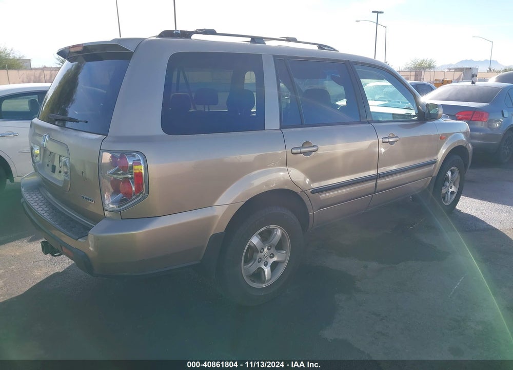 2007 HONDA PILOT EX VIN: 2HKYF18467H513118