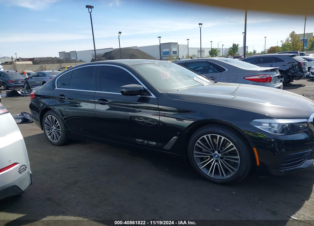 2019 BMW 530E IPERFORMANCE VIN: WBAJA9C5XKB389649