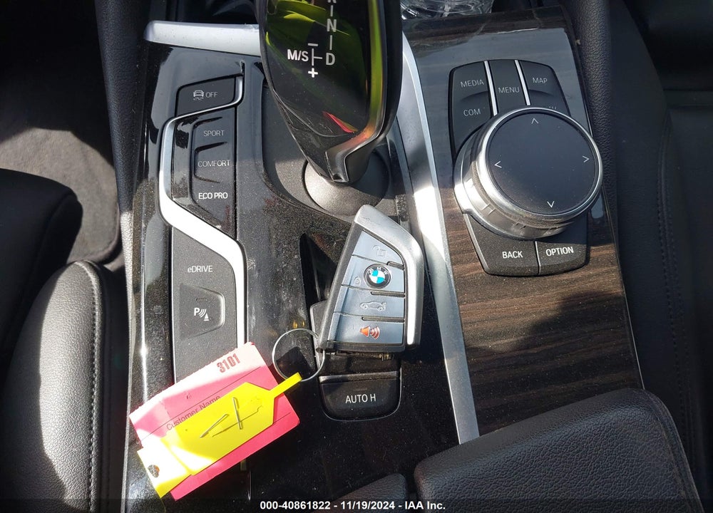 2019 BMW 530E IPERFORMANCE VIN: WBAJA9C5XKB389649