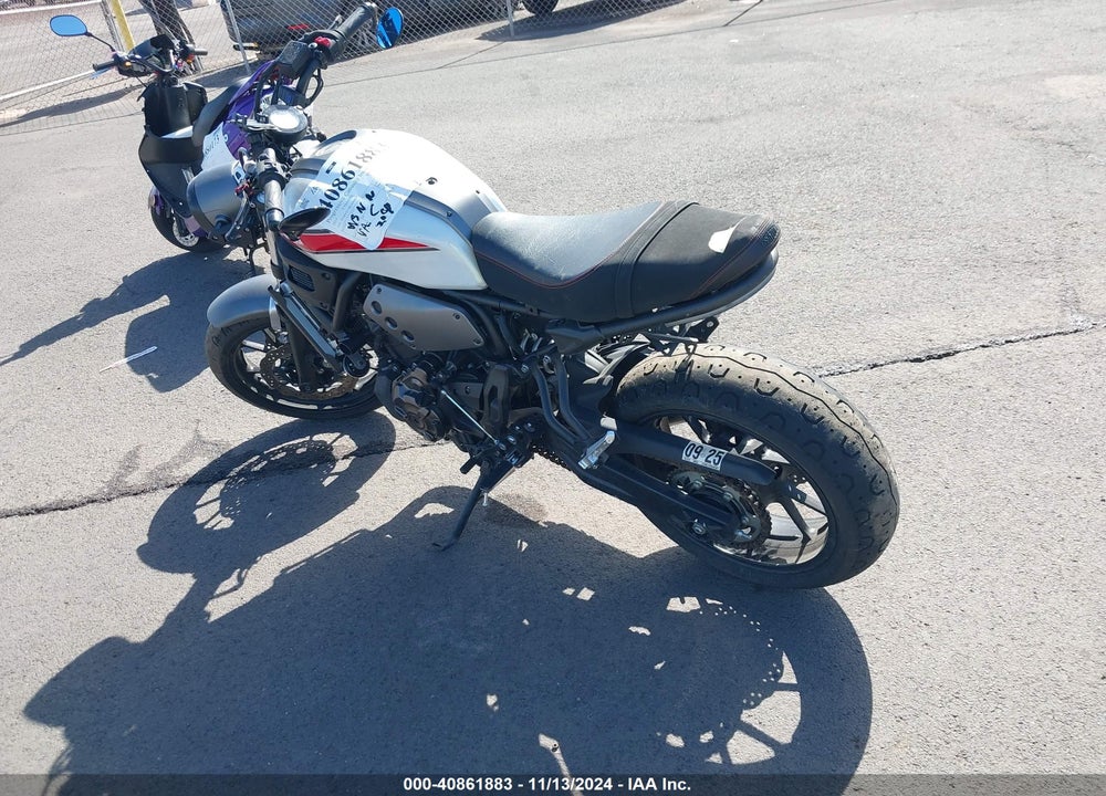 2019 YAMAHA XSR700 VIN: JYARM21E8KA000824