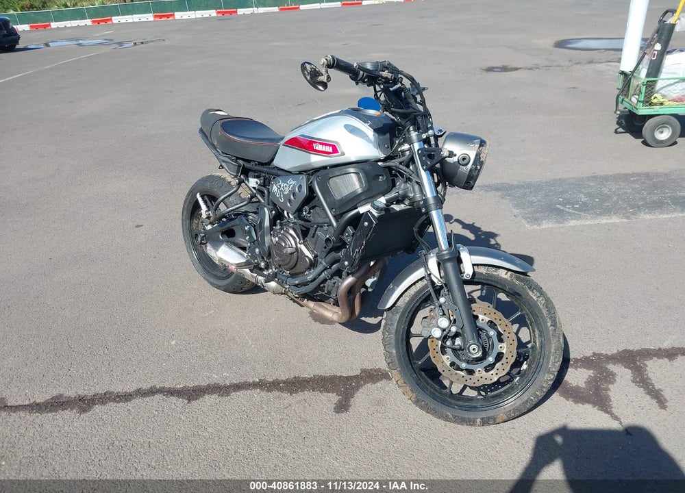 2019 YAMAHA XSR700 VIN: JYARM21E8KA000824