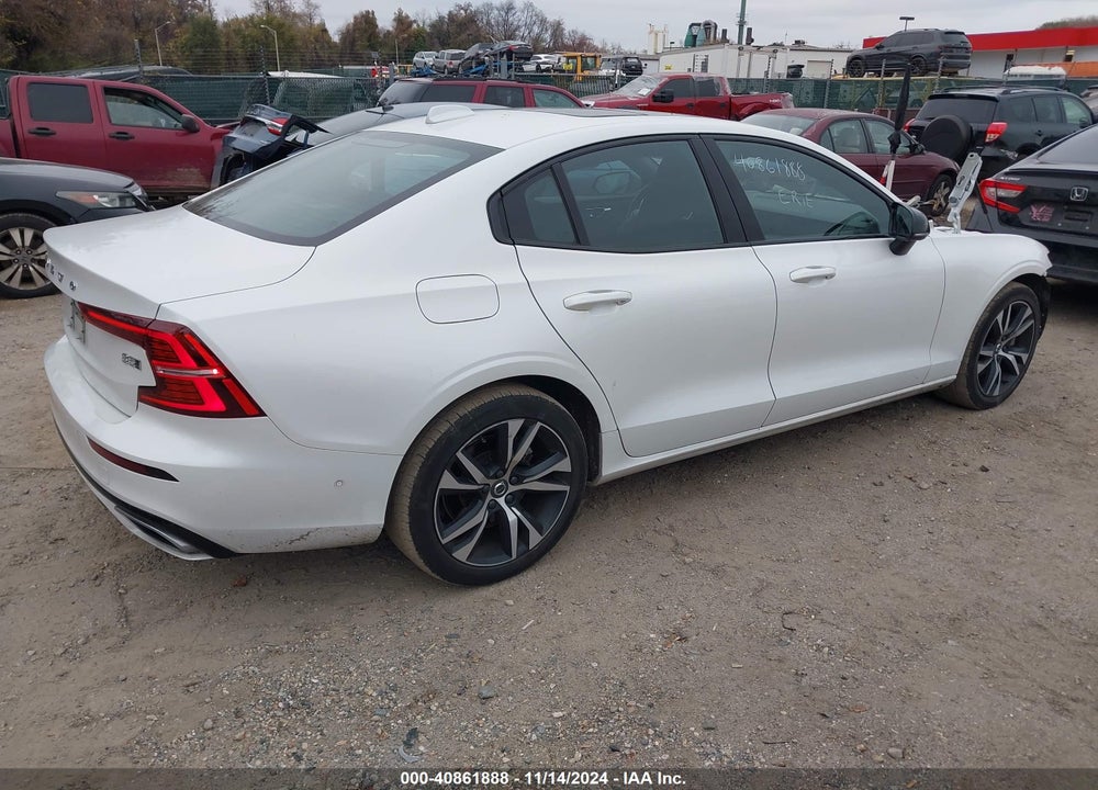 2022 VOLVO S60 B5 R-DESIGN VIN: 7JRL12TM4NG192138
