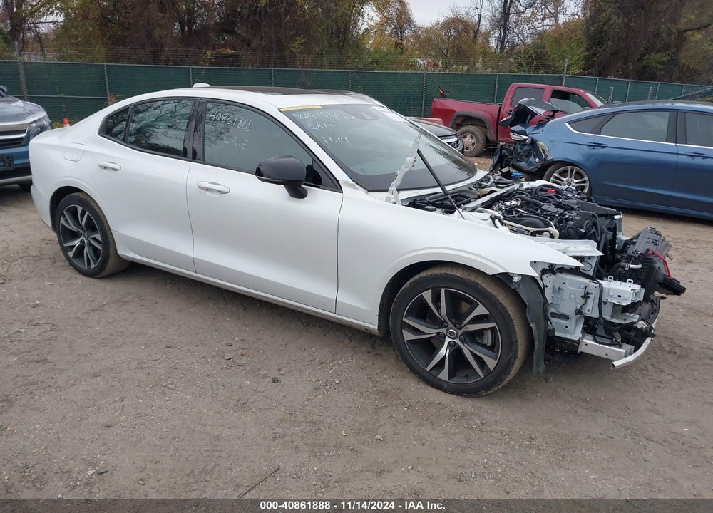 2022 VOLVO S60 B5 R-DESIGN VIN: 7JRL12TM4NG192138
