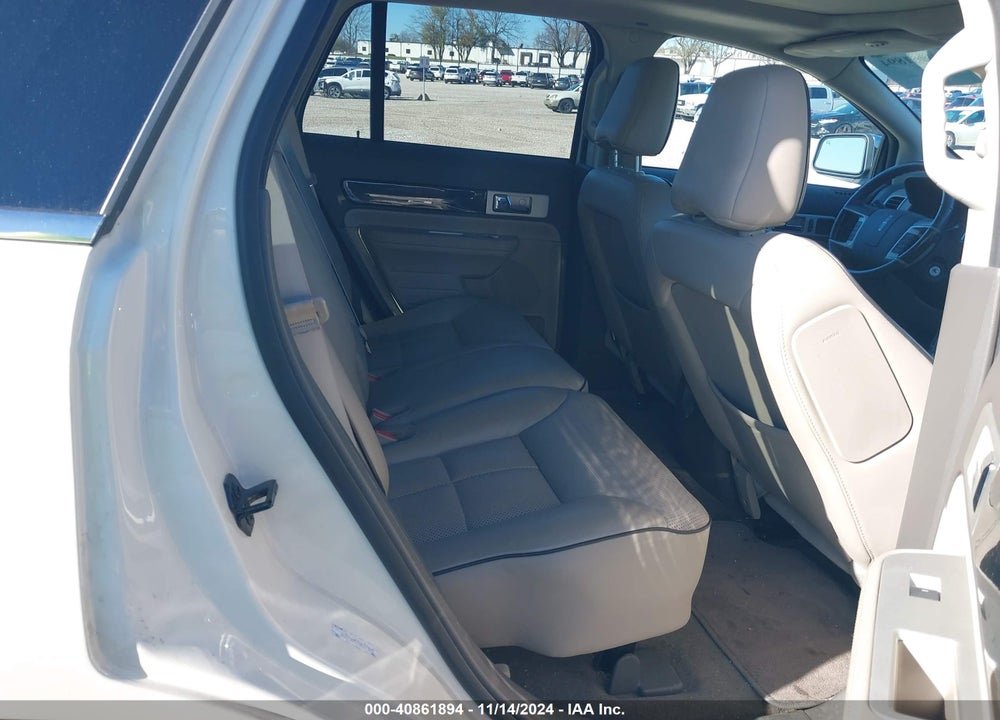 2008 LINCOLN MKX VIN: 2LMDU88C98BJ20103