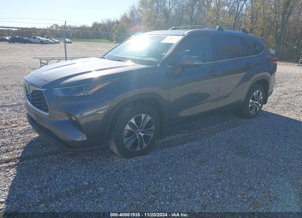 2022 TOYOTA HIGHLANDER HYBRID XLE VIN: 5TDGARAH7NS512153