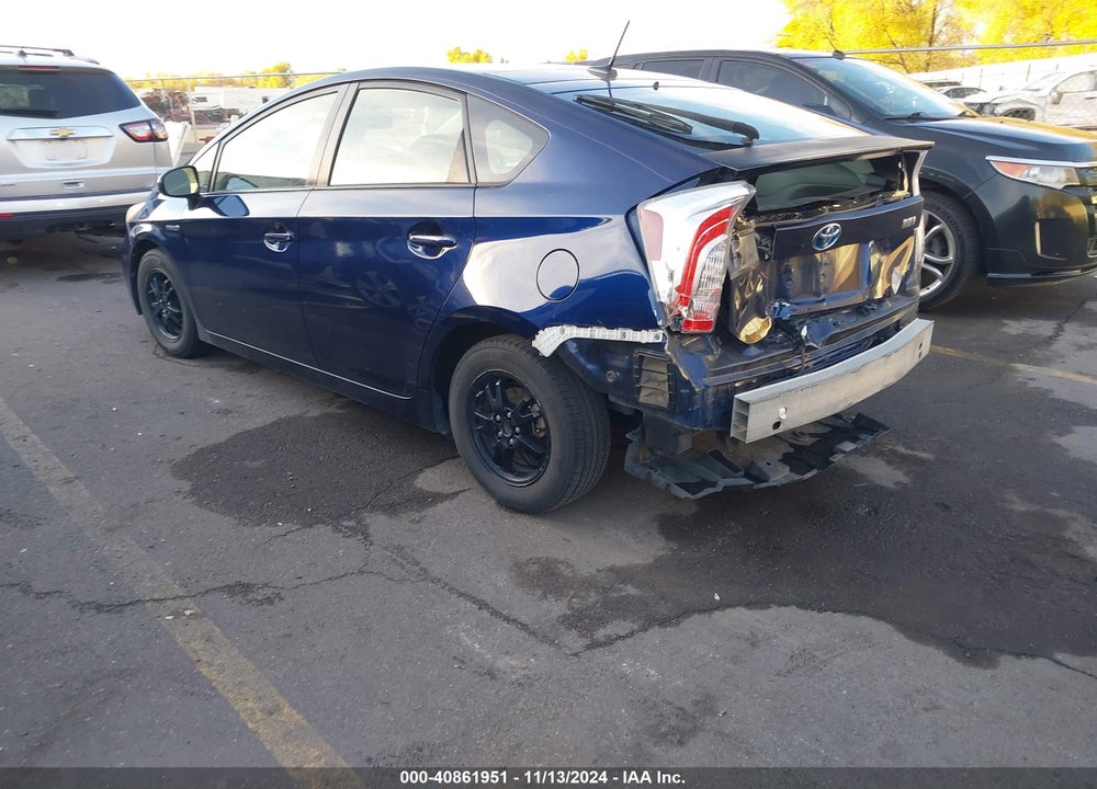 2013 TOYOTA PRIUS THREE VIN: JTDKN3DU8D1673305