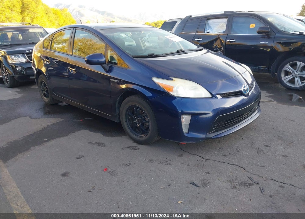 2013 TOYOTA PRIUS THREE VIN: JTDKN3DU8D1673305