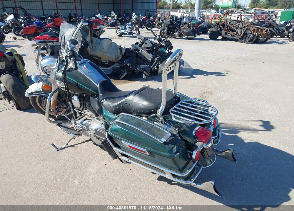 2015 HARLEY-DAVIDSON FLHR ROAD KING VIN: 1HD1FBM13FB633427