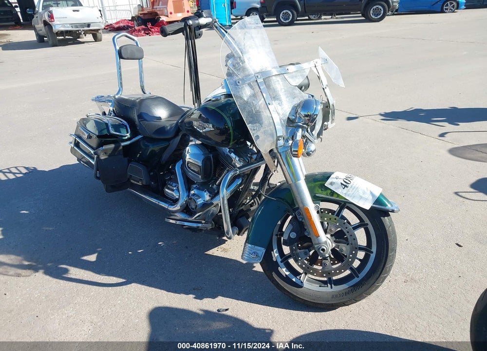 2015 HARLEY-DAVIDSON FLHR ROAD KING VIN: 1HD1FBM13FB633427