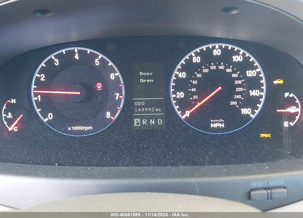 2008 HYUNDAI AZERA LIMITED VIN: KMHFC46F28A320250
