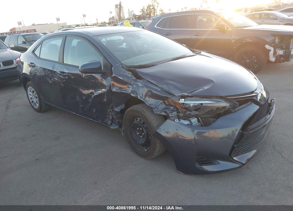 2018 TOYOTA COROLLA LE VIN: 5YFBURHE4JP765351