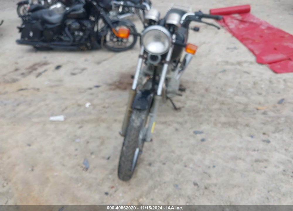 1999 HONDA CB250 VIN: JH2MC2408XK700059