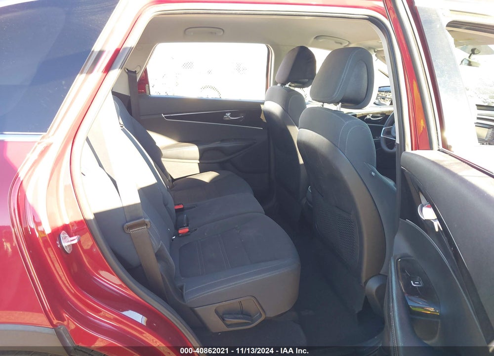 2016 KIA SORENTO 2.4L LX VIN: 5XYPG4A30GG166503