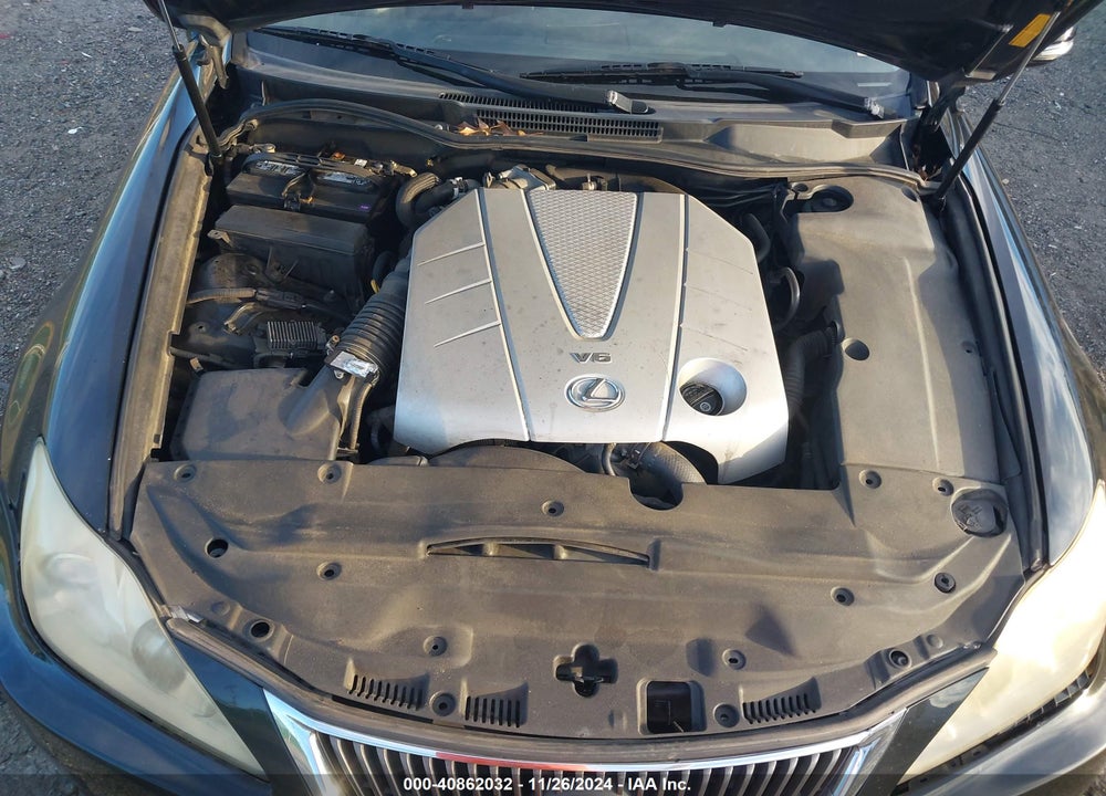 2009 LEXUS IS 350 VIN: JTHBE262195021985
