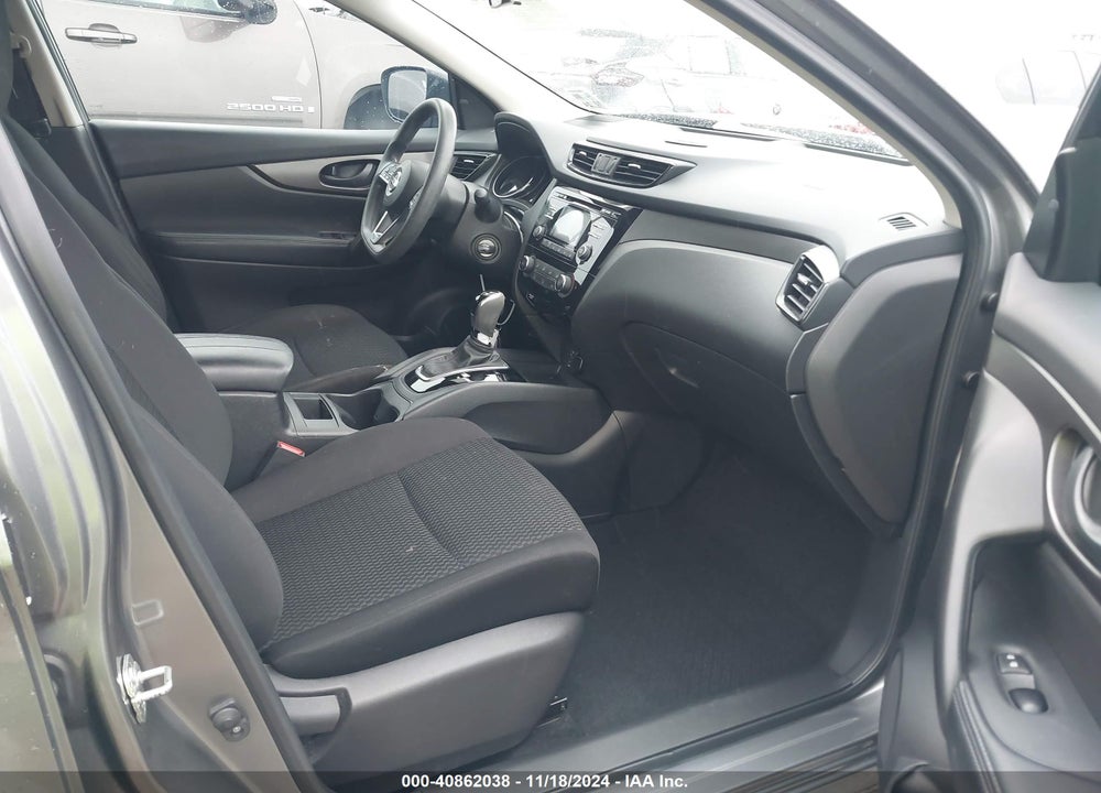 2018 NISSAN ROGUE SPORT S VIN: JN1BJ1CP7JW165467