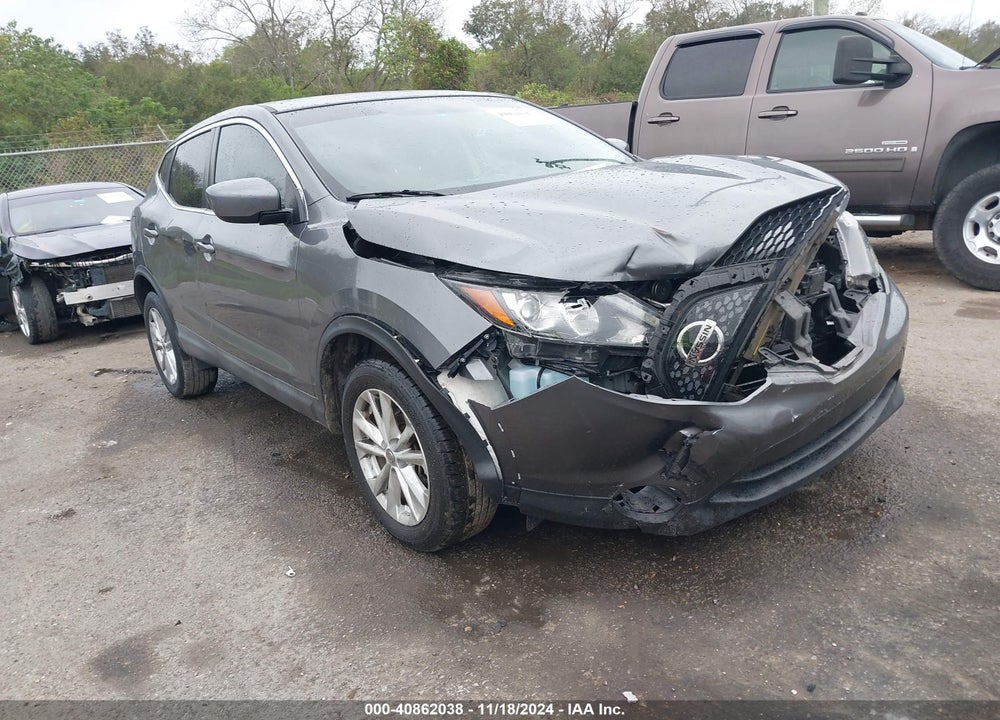 2018 NISSAN ROGUE SPORT S VIN: JN1BJ1CP7JW165467