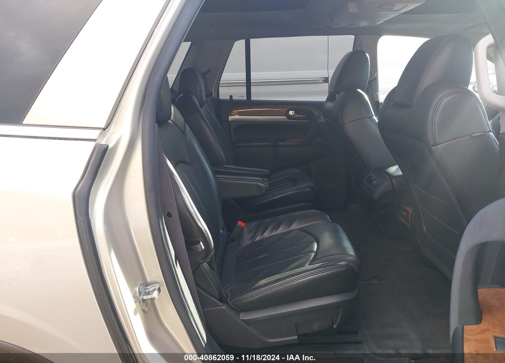 2008 BUICK ENCLAVE CXL VIN: 5GAEV237X8J298303
