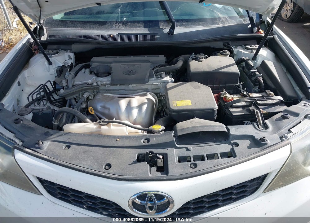 2014 TOYOTA CAMRY SE VIN: 4T1BF1FK4EU839375