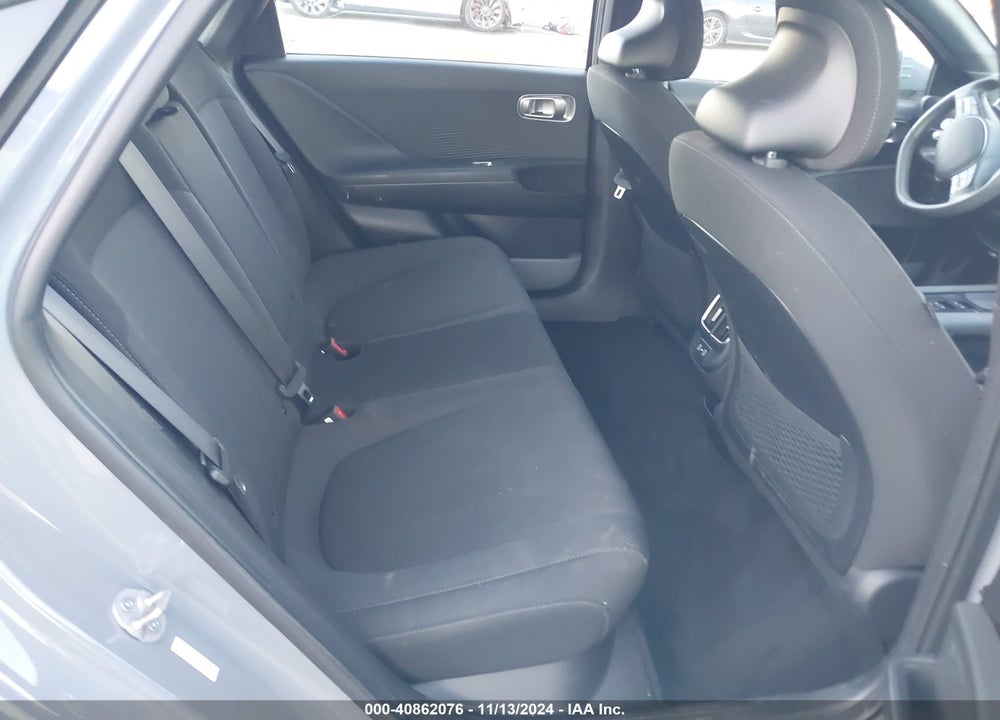 2024 HYUNDAI IONIQ 6 SE VIN: KMHM24AA8RA074084