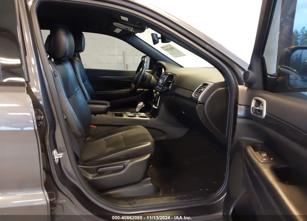 2019 JEEP GRAND CHEROKEE ALTITUDE 4X2 VIN: 1C4RJEAG5KC858269