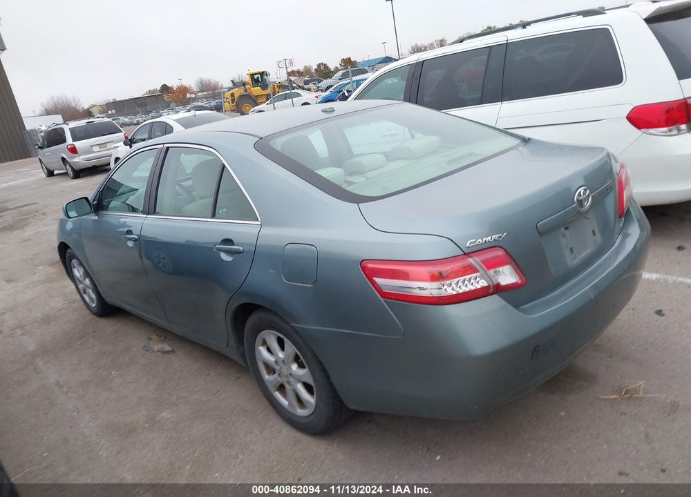 2011 TOYOTA CAMRY LE VIN: 4T1BF3EK5BU590027
