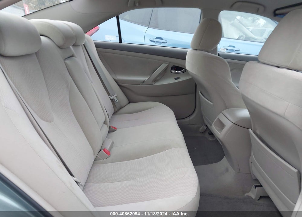 2011 TOYOTA CAMRY LE VIN: 4T1BF3EK5BU590027