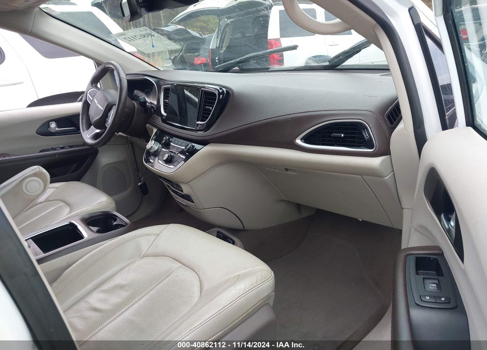 2021 CHRYSLER PACIFICA TOURING L VIN: 2C4RC1BG2MR500493