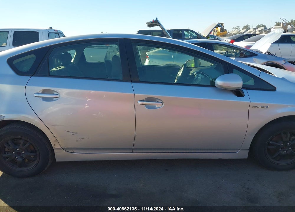 2013 TOYOTA PRIUS VIN: JTDKN3DU3D5591085