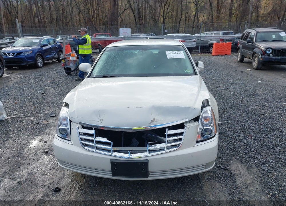 2010 CADILLAC DTS STANDARD VIN: 1G6KA5EY7AU120697