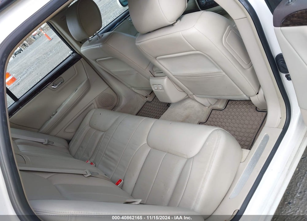 2010 CADILLAC DTS STANDARD VIN: 1G6KA5EY7AU120697