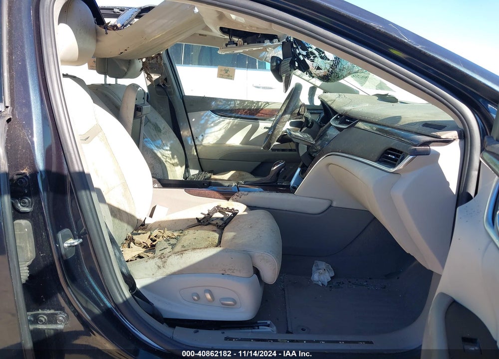 2013 CADILLAC XTS PLATINUM VIN: 2G61U5S33D9172180