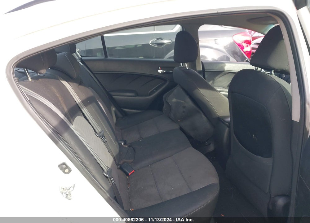 2015 KIA FORTE LX VIN: KNAFX4A62F5399891