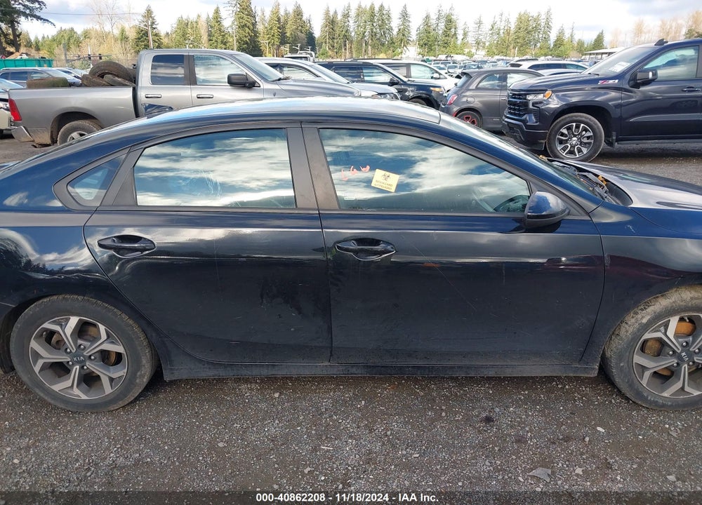 2019 KIA FORTE LXS VIN: 3KPF24AD0KE115530